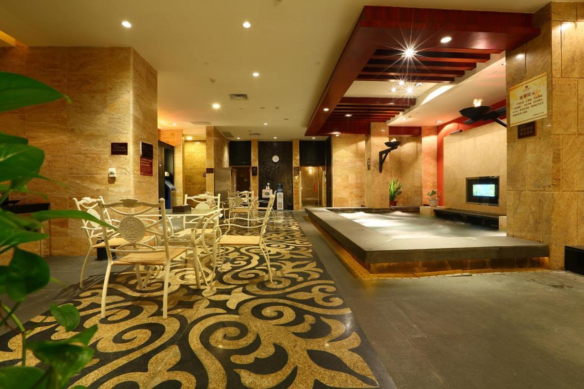 Green Lake Hot Spring Hotel Фошань Экстерьер фото